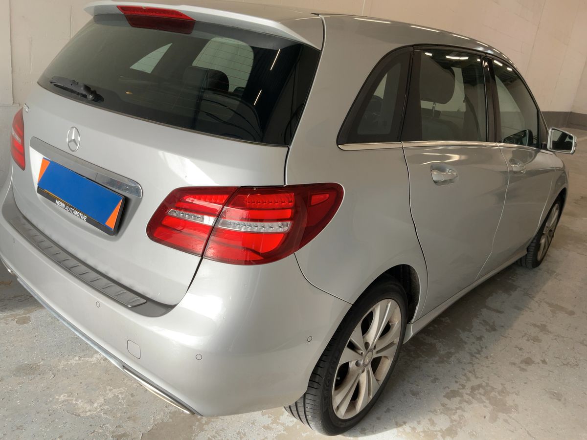 Mercedes-Benz B-Klasse 2015 — photo 9
