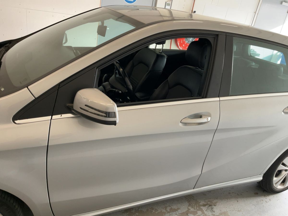 Mercedes-Benz B-Klasse 2015 — photo 5