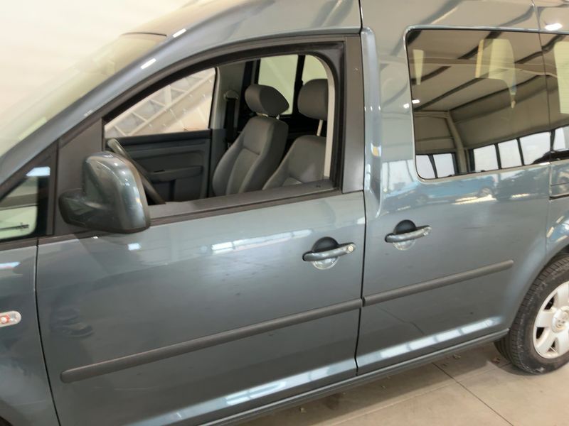 Volkswagen Caddy 1.9 TDI Life Gewinner Caddy — zdjęcie 4