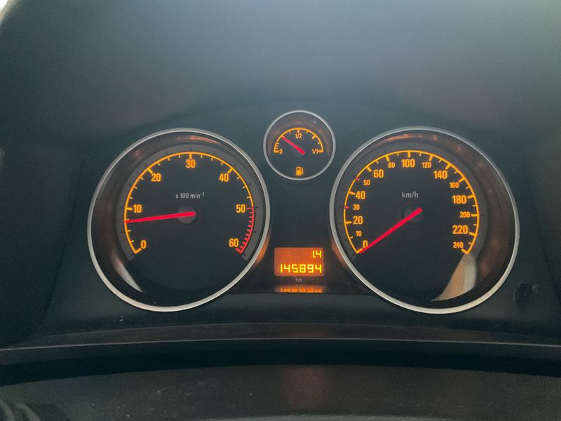 Opel Zafira 1.7 CDTI Enjoy — zdjęcie 4