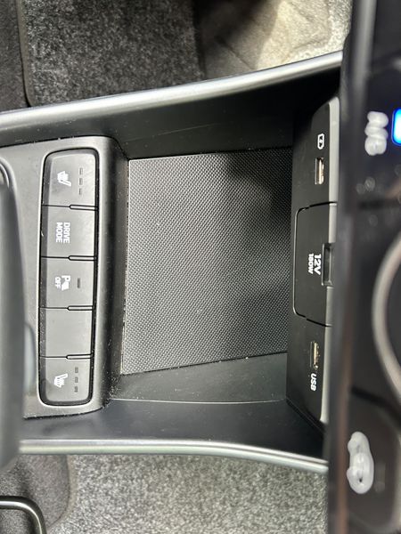 Hyundai Bayon 1.0 T-GDI Mild-Hybrid Select 2WD — zdjęcie 20