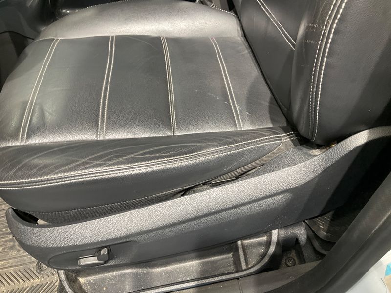 Ford Kuga 2.0 TDCi Titanium 2011 – снимка 24