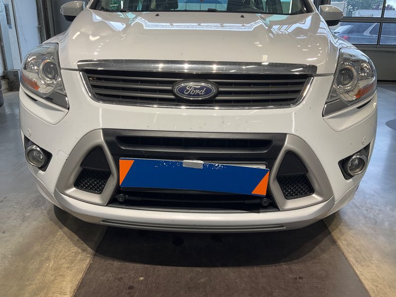 Ford Kuga 2.0 TDCi Titanium 2011 – снимка 34