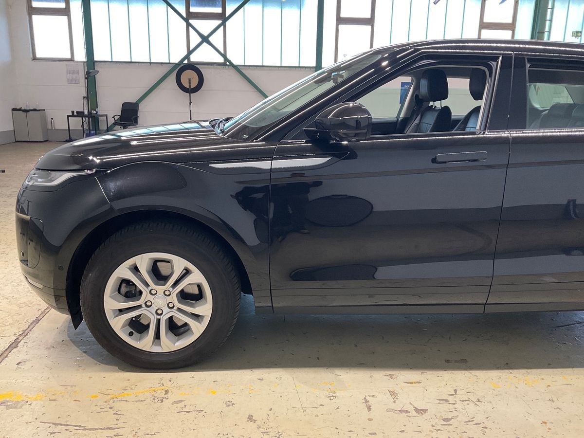 Land Rover Evoque P300e Hybrid S