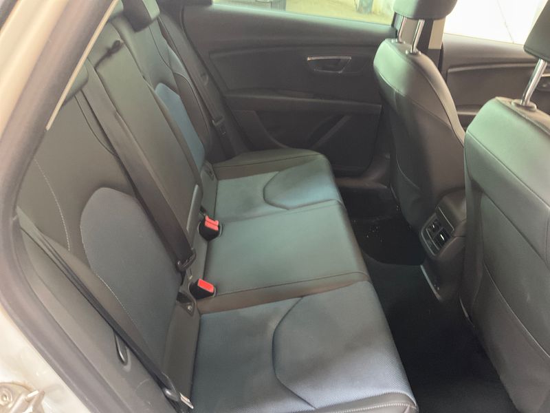 Seat Leon 1.2 TSI Connect 2016 – снимка 19