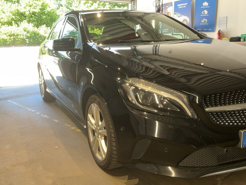 Mercedes-Benz A-Klasse A 180 BlueEfficiency Urban — zdjęcie 8