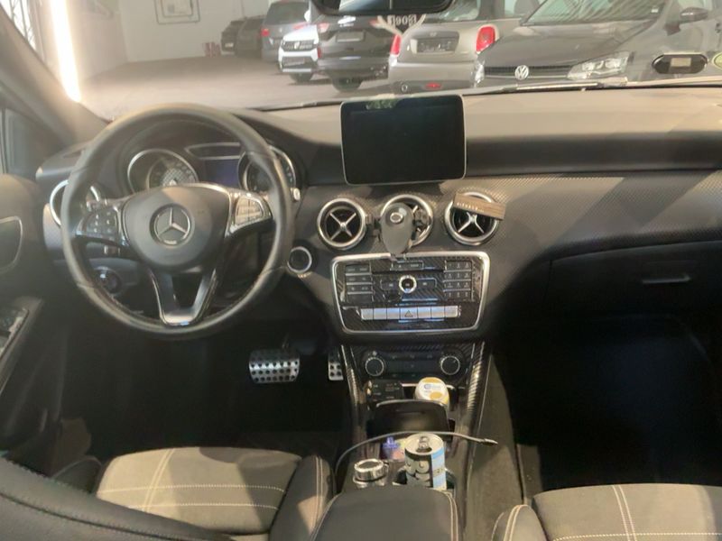 Mercedes-Benz A-Klasse A 180 BlueEfficiency Urban — zdjęcie 12