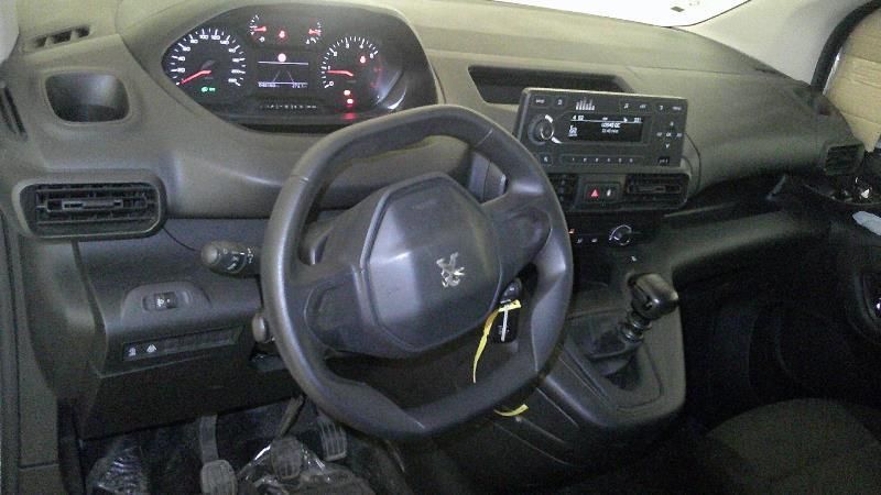 Peugeot Rifter 1.5 Blue-HDi Active Pack L1 — zdjęcie 10