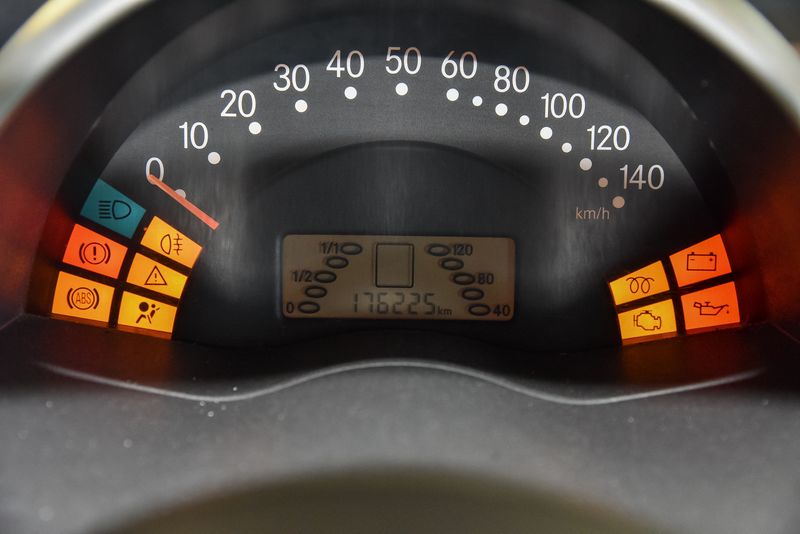 Smart fortwo 0.8 CDI Pure — zdjęcie 12