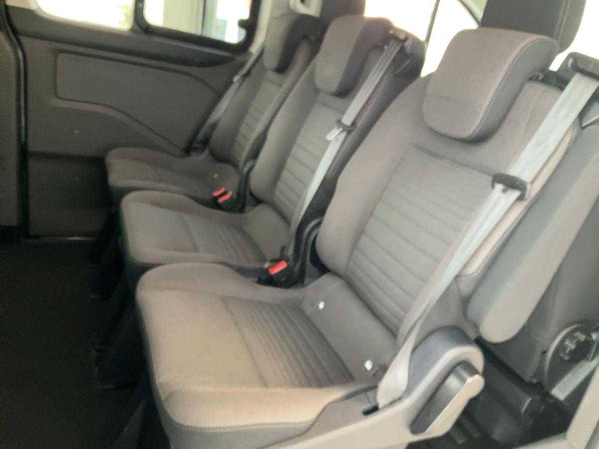 Ford Tourneo 2022 — photo 20