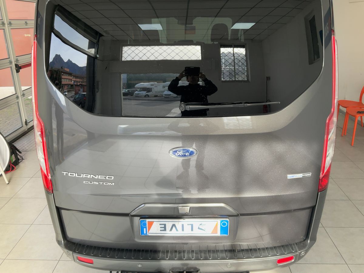 Ford Tourneo 2022 — photo 8