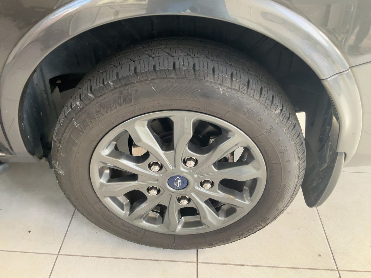 Ford Tourneo 2022 — photo 6