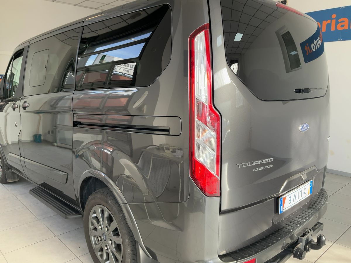 Ford Tourneo 2022 — photo 7