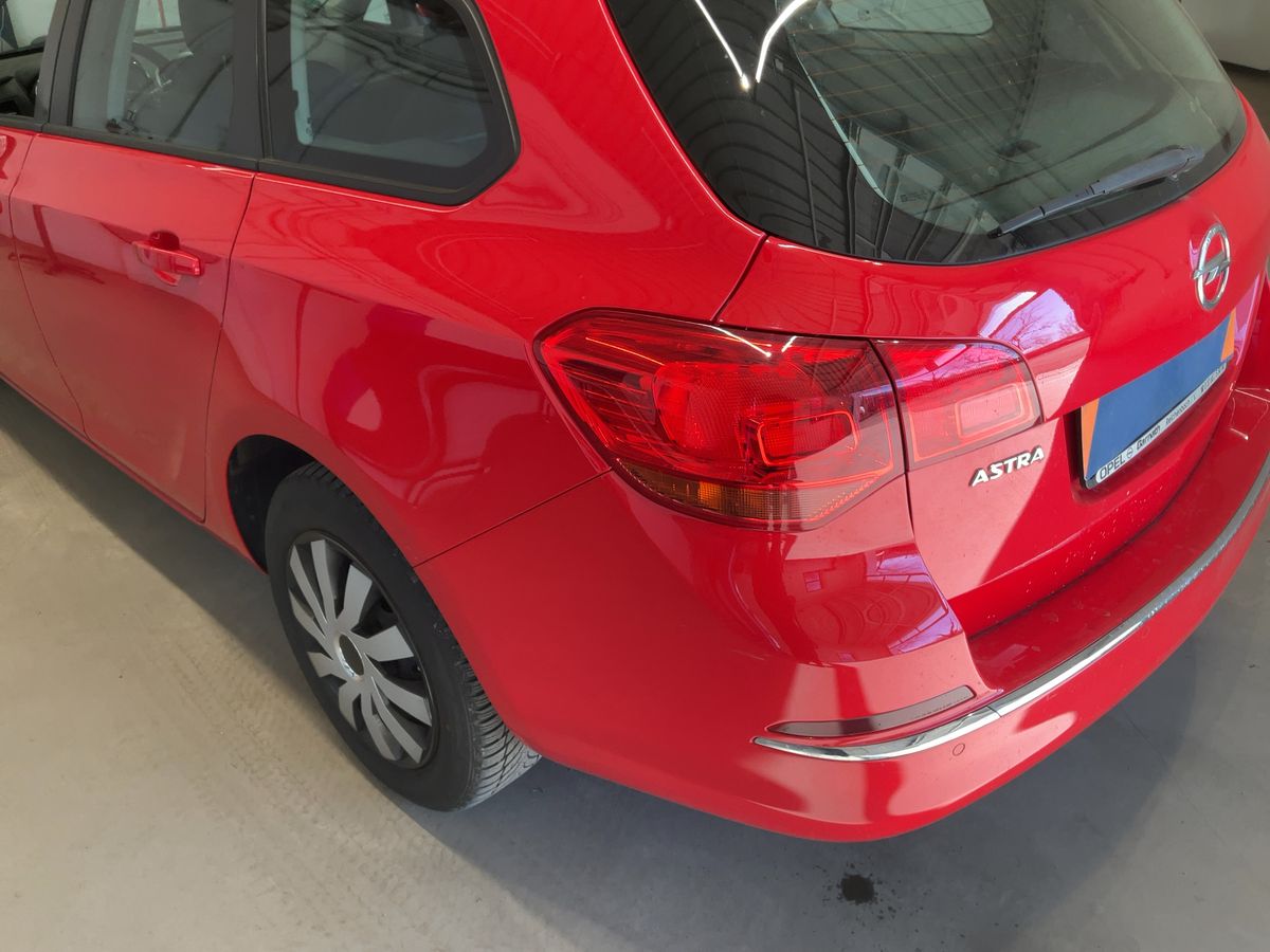 Opel Astra 2016 — photo 7