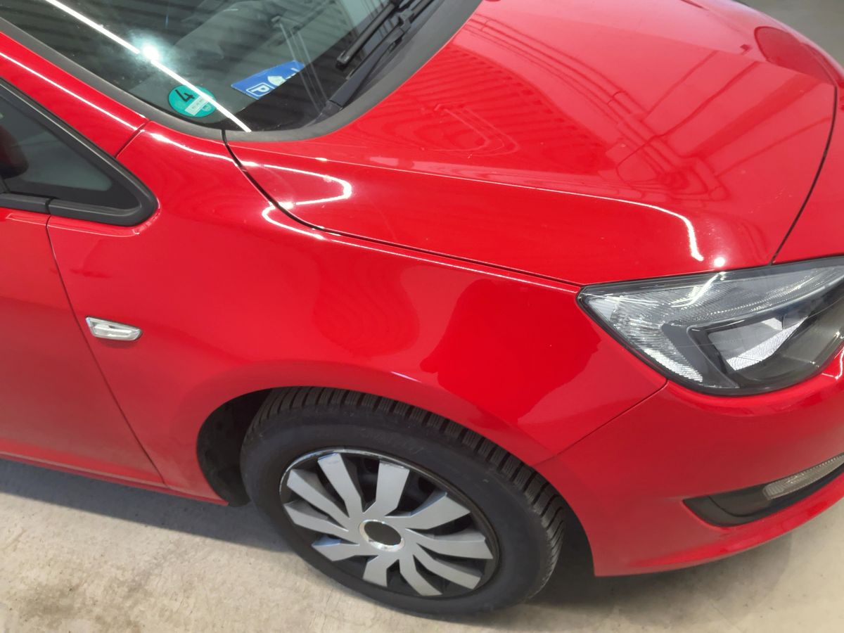 Opel Astra 2016 — photo 13