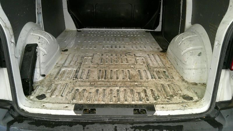 Volkswagen T6 Transporter 2.0 TDI Kasten FWD — zdjęcie 9