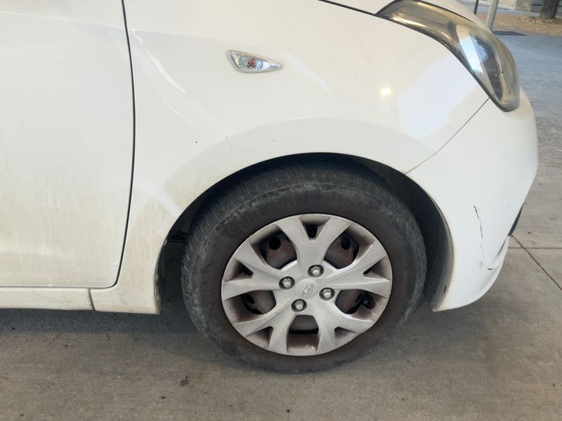 Hyundai i10 1.0 LPG Login 2016 – снимка 11