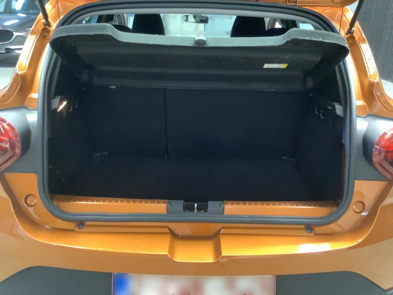 Dacia Sandero 1.0 TCe Stepway Comfort — zdjęcie 10