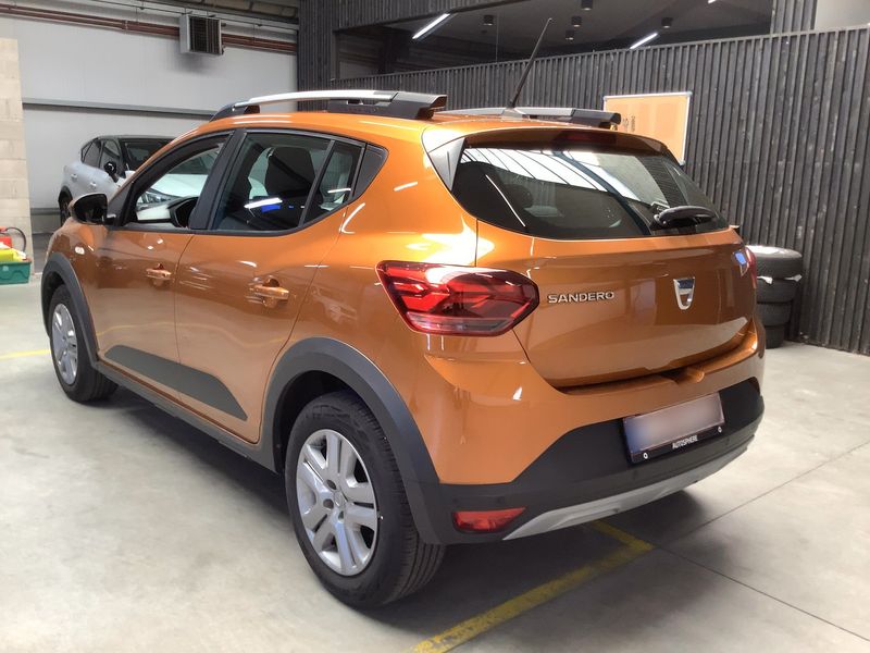 Dacia Sandero 1.0 TCe Stepway Comfort — zdjęcie 3