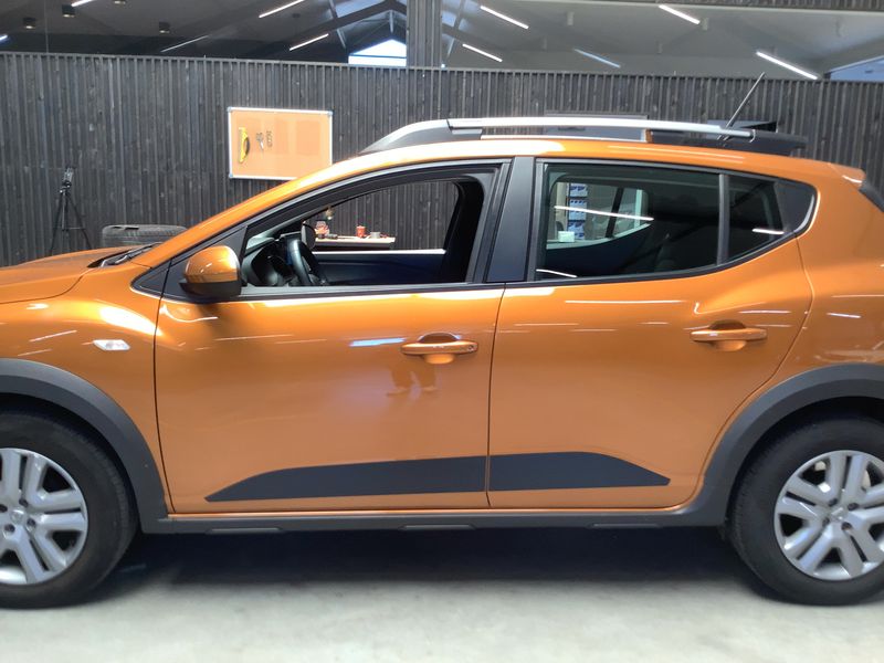 Dacia Sandero 1.0 TCe Stepway Comfort — zdjęcie 4