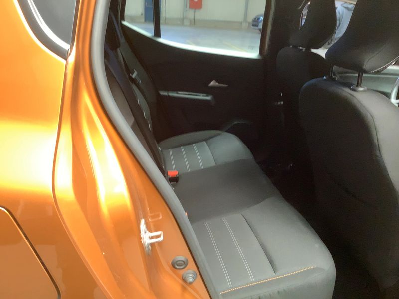 Dacia Sandero 1.0 TCe Stepway Comfort — zdjęcie 14