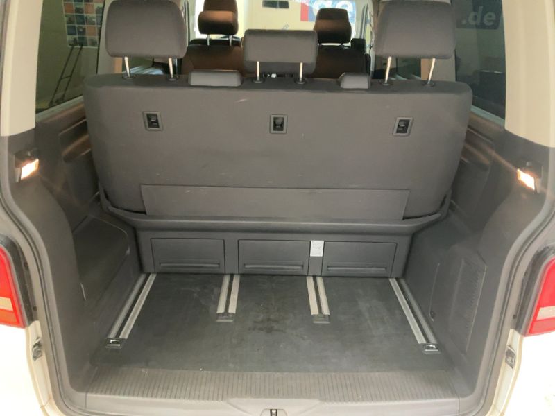 Volkswagen T5 Multivan 2.0 TDI BlueMotion Tech — zdjęcie 10