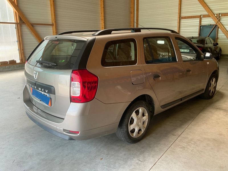 Dacia Logan MCV 1.5 dCi Ambiance 2014 – снимка 2