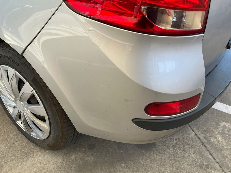 Renault Clio 1.5 dCi Expression 2011 – снимка 32