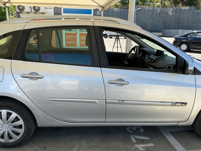 Renault Clio 1.5 dCi Expression 2011 – снимка 10