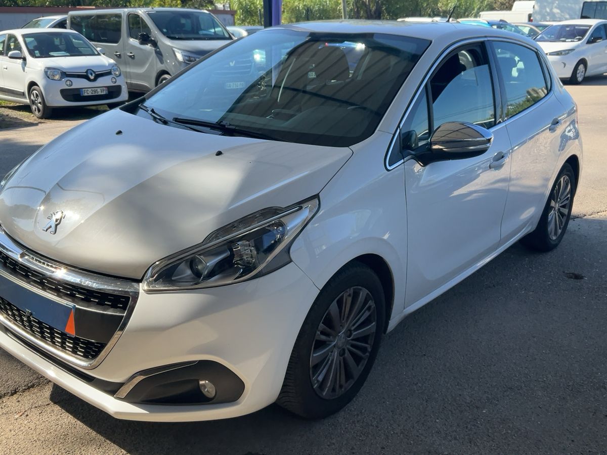 Peugeot 208 1.2 VTi Allure