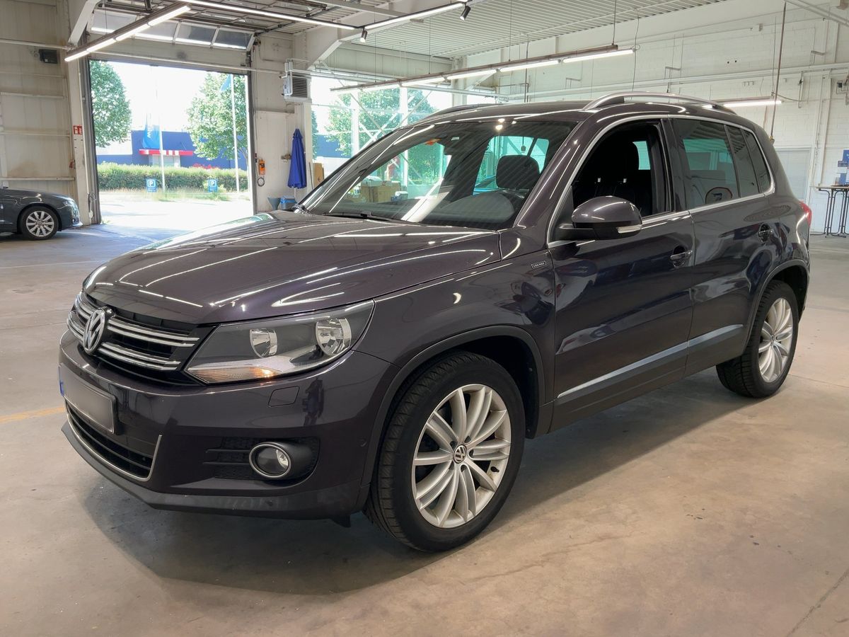 Volkswagen Tiguan 2015 — photo 1