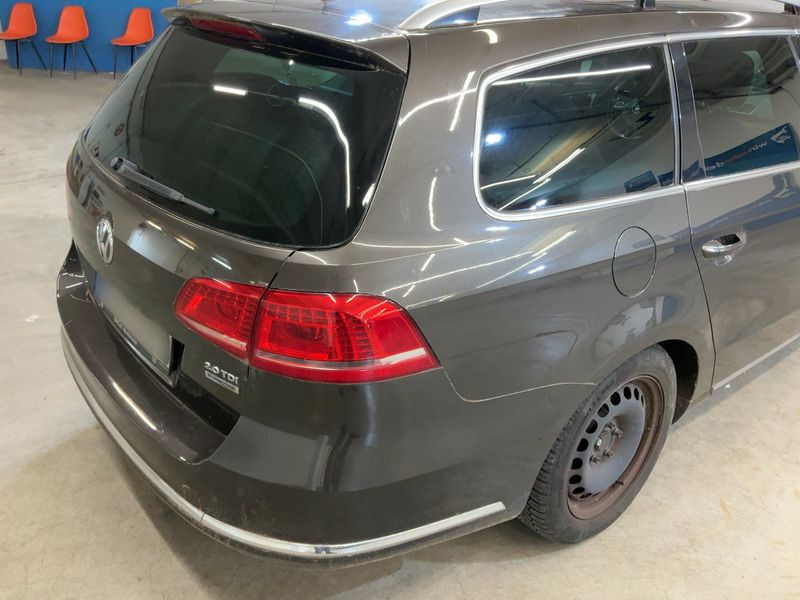 Volkswagen Passat 2.0 TDI Exclusive BlueMotion Tech — zdjęcie 6
