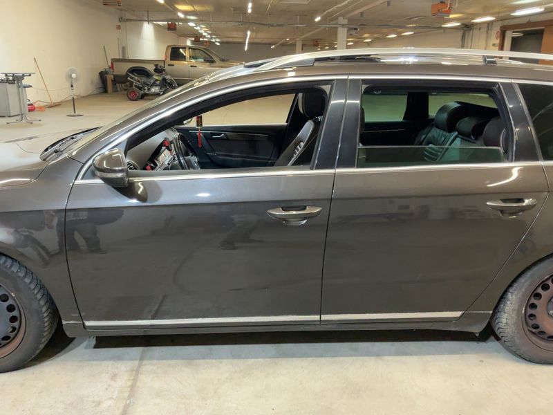 Volkswagen Passat 2.0 TDI Exclusive BlueMotion Tech — zdjęcie 4