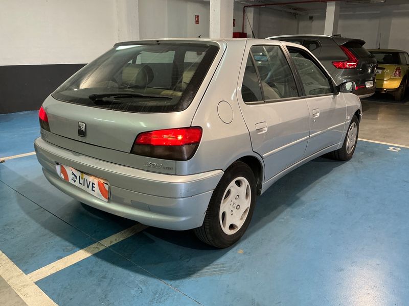 Peugeot 306 2.0 HDi Boulebard — zdjęcie 2