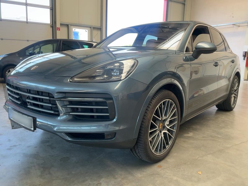 Porsche Cayenne 3.0