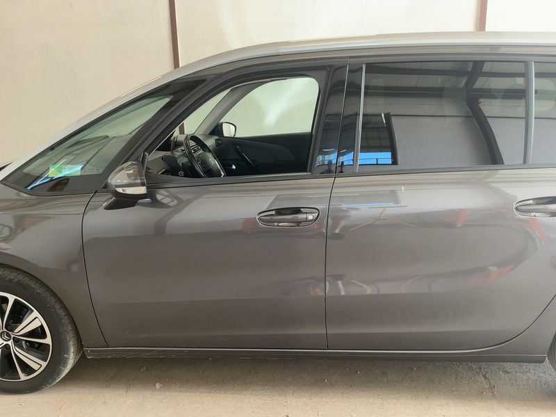 Citroen C4 Grand Picasso 1.6 Blue-HDi Feel 2018 – снимка 4