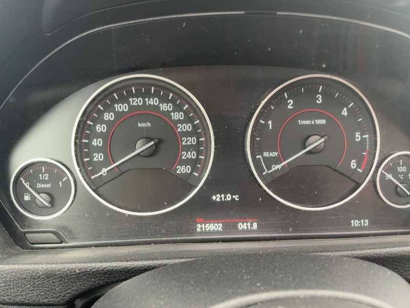 BMW 3er 330d GT M Sport — zdjęcie 13