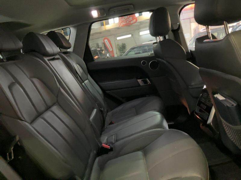 Land Rover Range Rover Sport 3.0 TD V6 HSE — zdjęcie 14