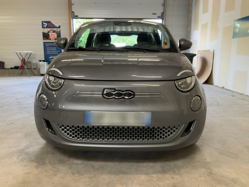 Fiat 500e electric drive 70 kW Action — zdjęcie 9