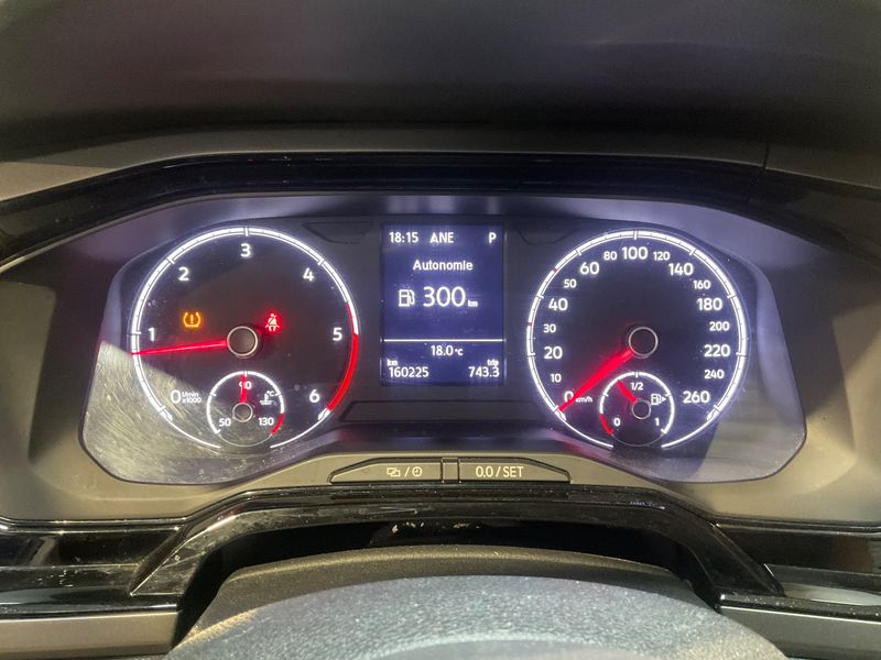 Volkswagen Polo 1.6 TDI Lounge Business — zdjęcie 13
