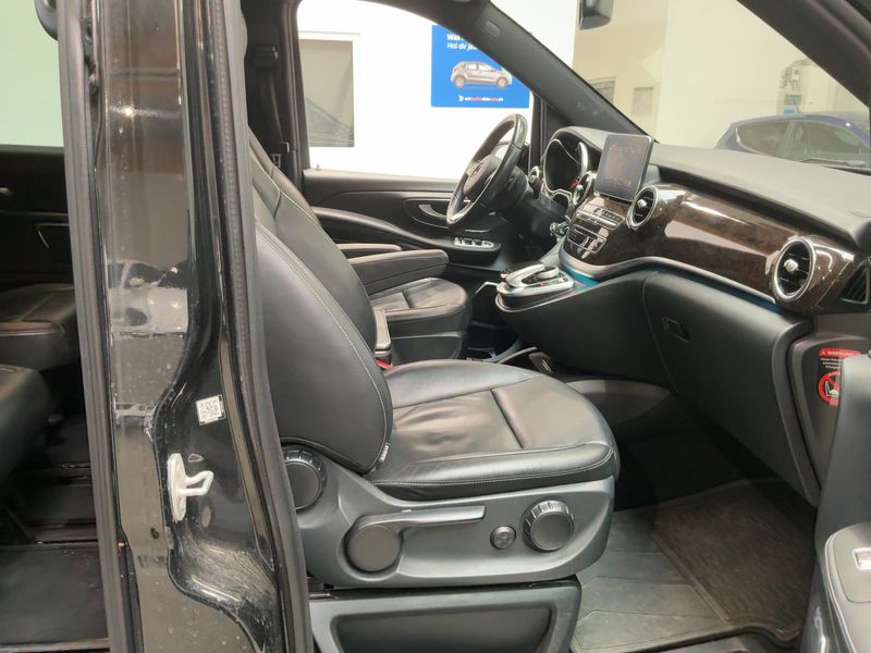 Mercedes-Benz V-Klasse V 250 d extralang BlueTEC Avantgarde Edition — zdjęcie 11