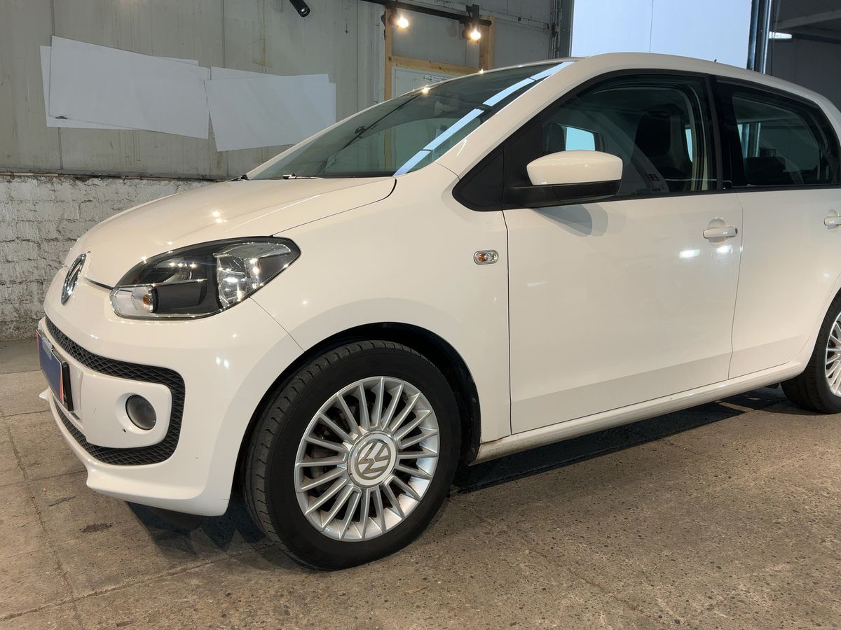 Volkswagen up! 1.0 High up! BlueMotion Tech