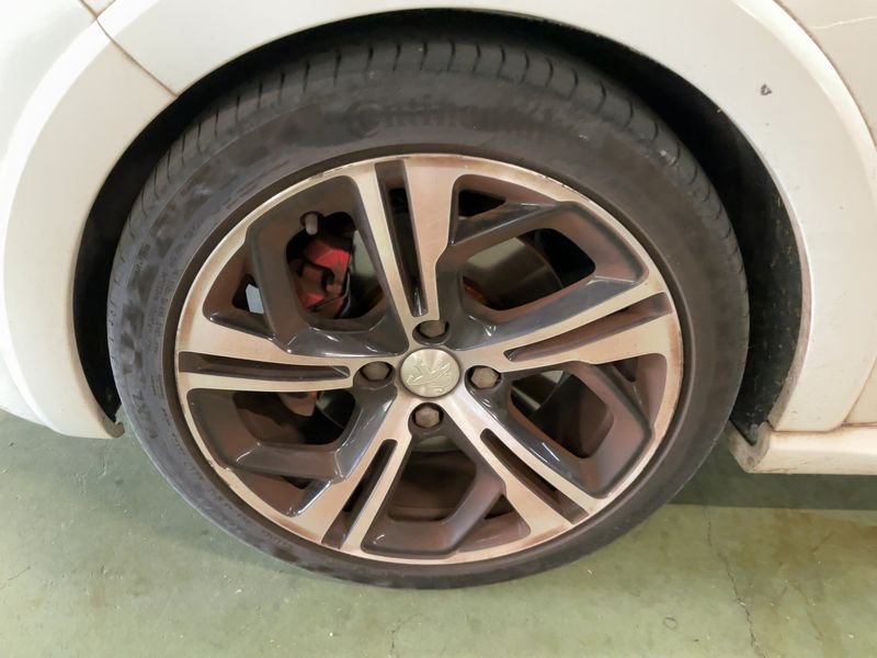 Peugeot 208 1.6 THP GTi 2014 – снимка 3