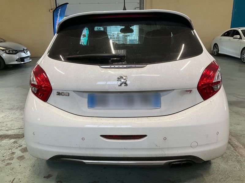 Peugeot 208 1.6 THP GTi — zdjęcie 5
