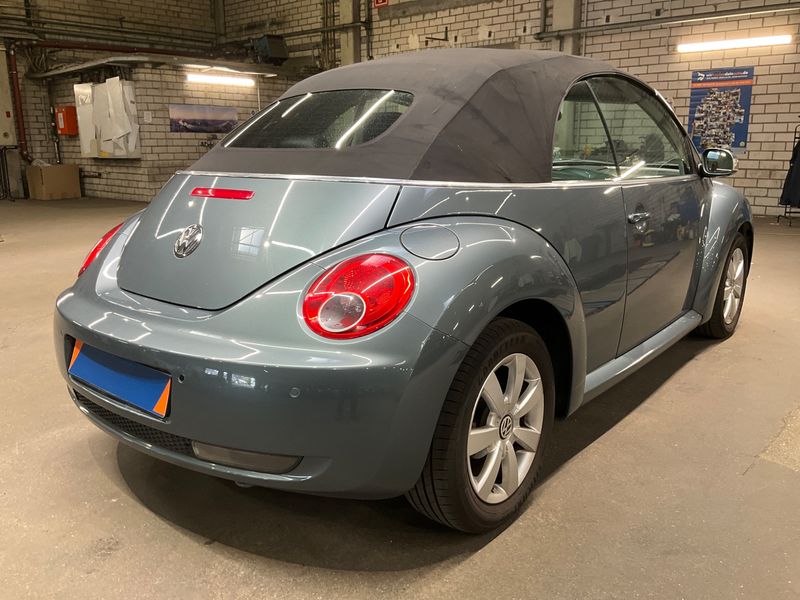 Volkswagen New Beetle 1.6 — zdjęcie 2