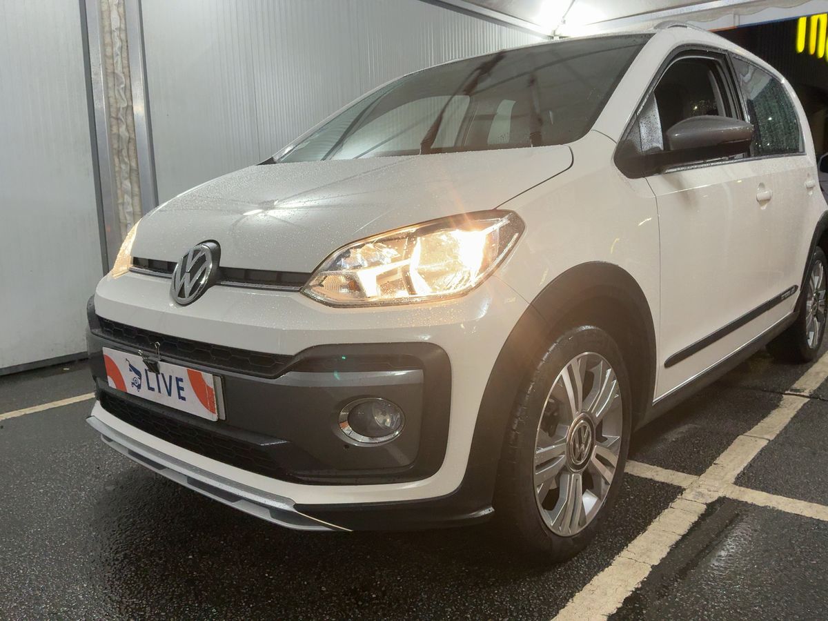 Volkswagen up! 1.0 Cross up! BlueMotion