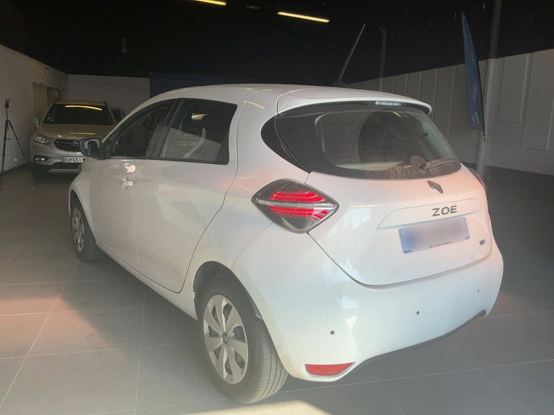 Renault Zoe electric drive 51 kW Life — zdjęcie 3