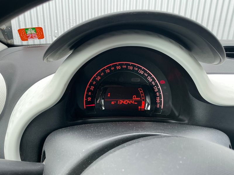 Renault Twingo 1.0 SCe Limited — zdjęcie 13