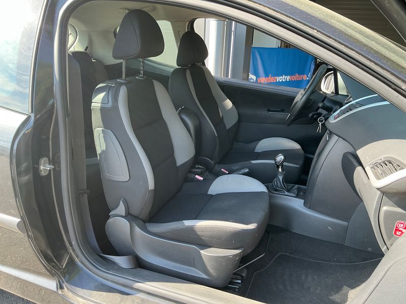 Peugeot 207 1.6 HDi Urban Move — zdjęcie 3