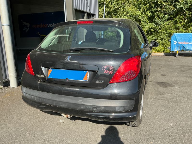 Peugeot 207 1.6 HDi Urban Move — zdjęcie 2